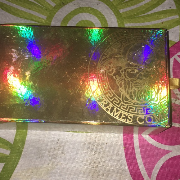 VF Gold Frame - Picture 1 of 5